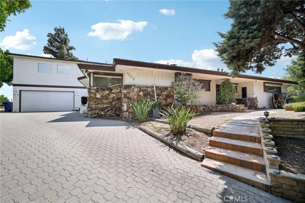 Granada Hills, CA 91344,12218 Sarazen PL