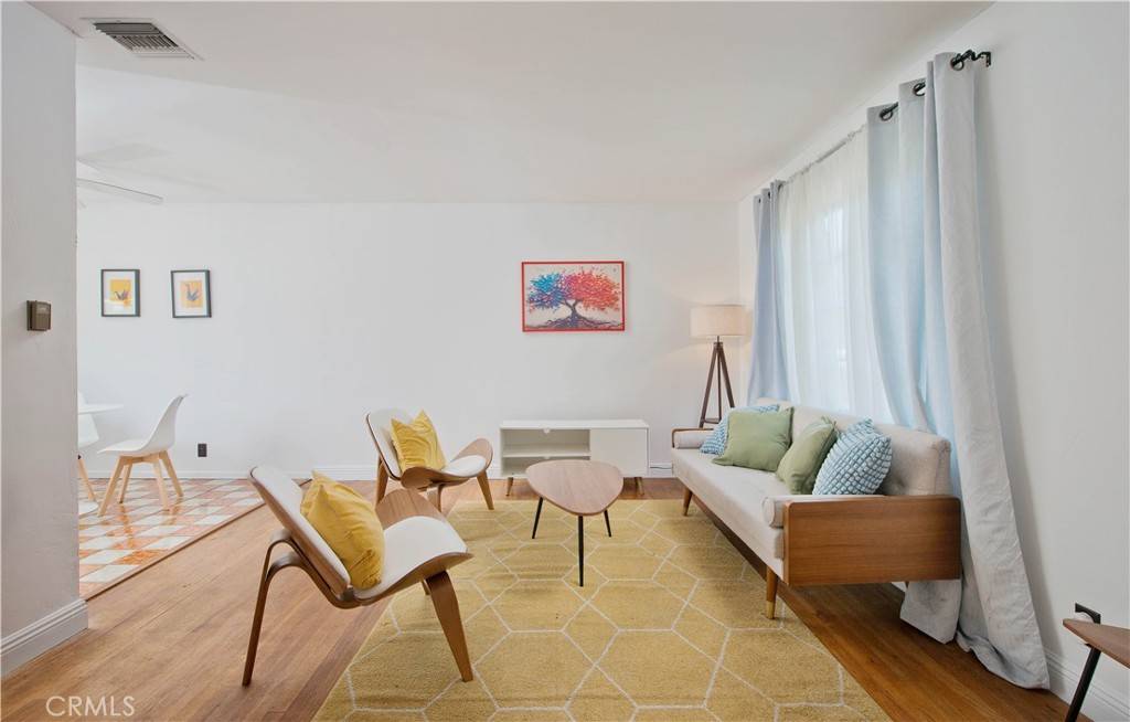 Encino, CA 91316,17330 Califa ST