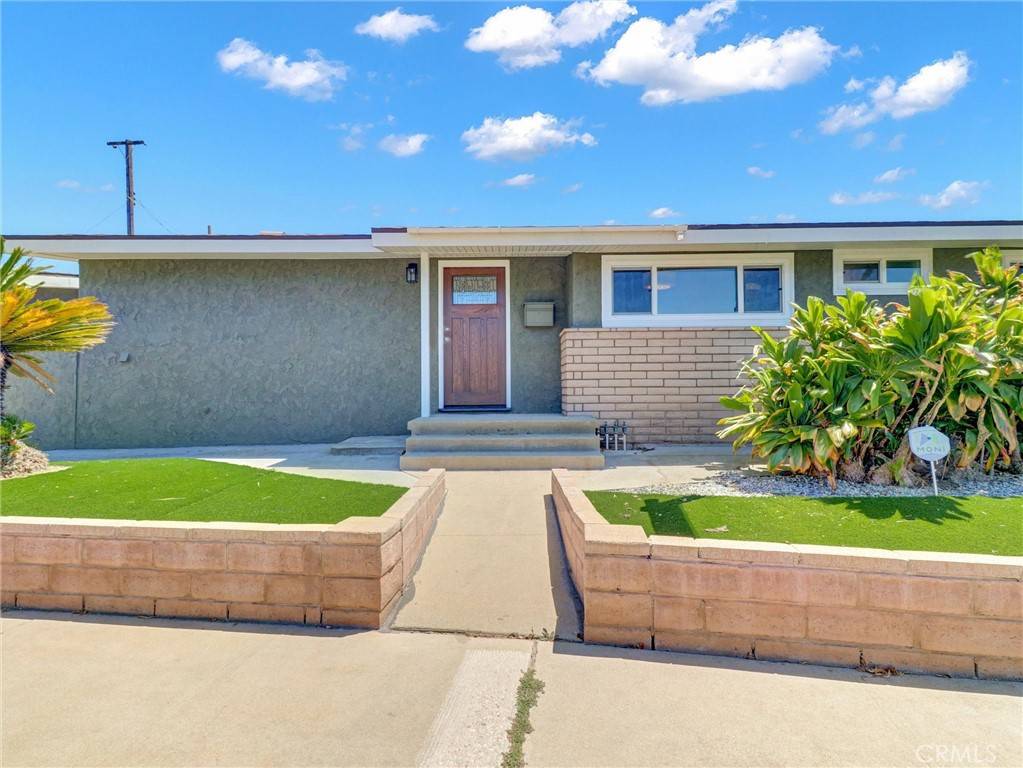 Torrance, CA 90504,2310 W 169th PL