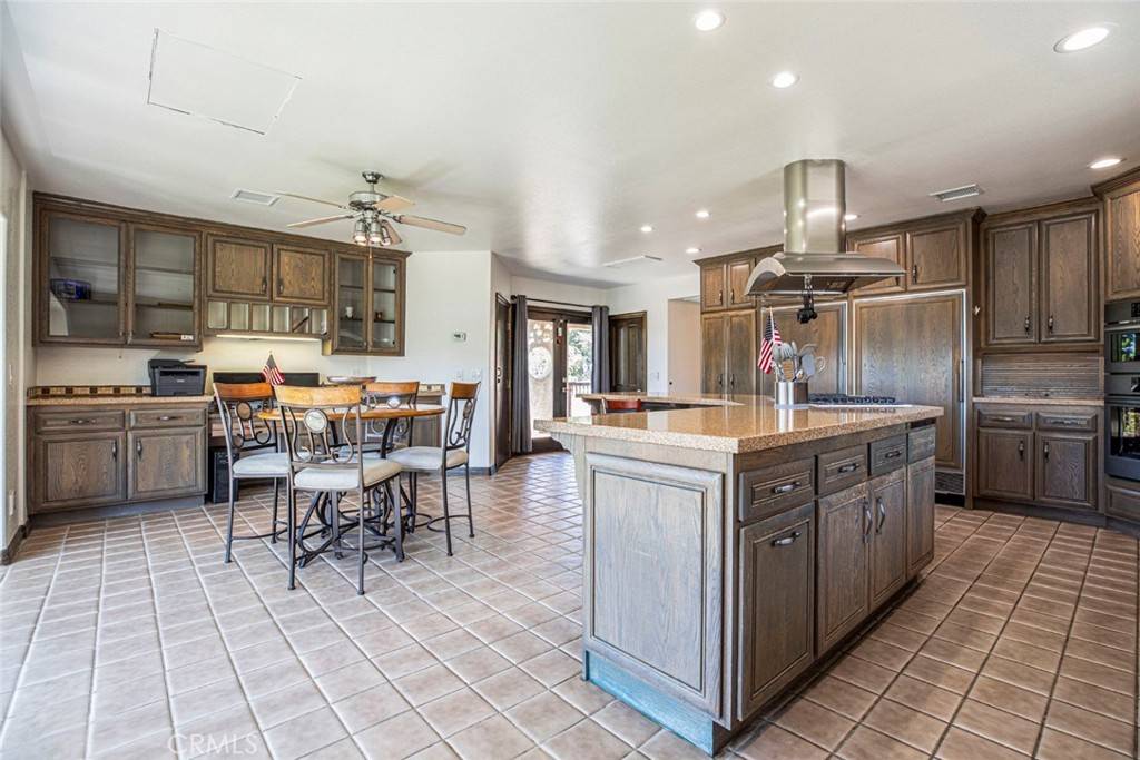 Simi Valley, CA 93063,3225 Yardley PL