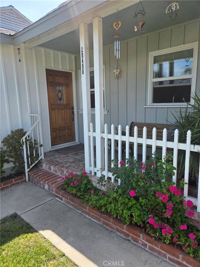Winnetka, CA 91306,20450 Bassett ST