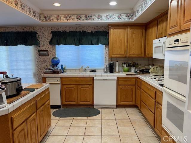 Northridge, CA 91324,18759 Mayall ST