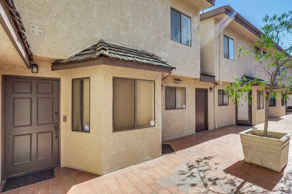 Valley Village, CA 91607,12330 Magnolia BLVD #108