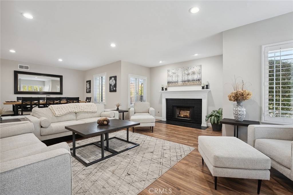 Moorpark, CA 93021,11533 Poppyglen CT