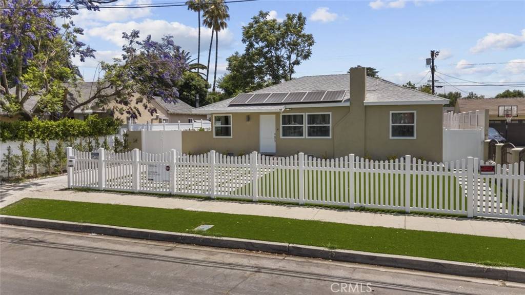 Van Nuys, CA 91406,6820 Jellico AVE