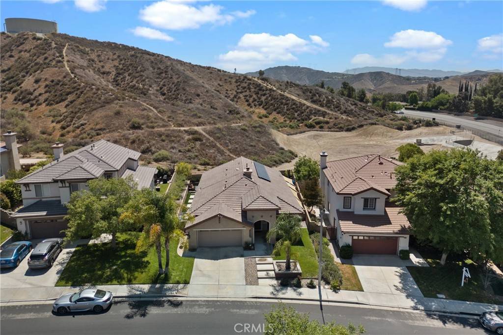 Saugus, CA 91390,28518 High Ridge DR
