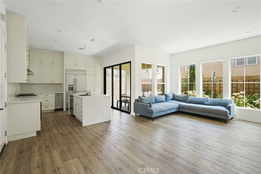Porter Ranch, CA 91326,20810 W Acorn CIR