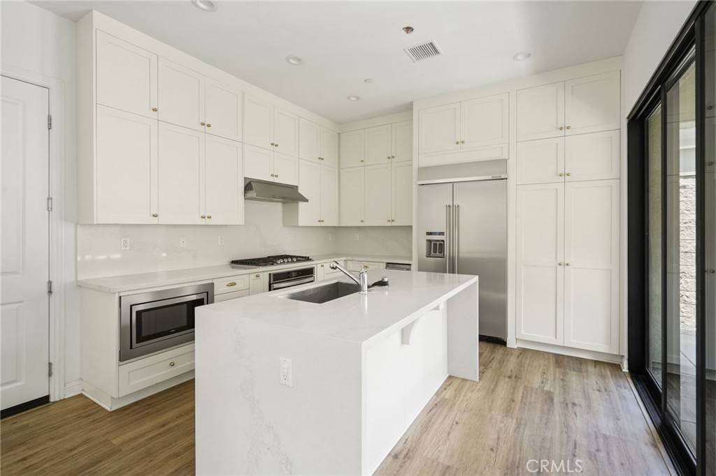 Porter Ranch, CA 91326,20810 W Acorn CIR