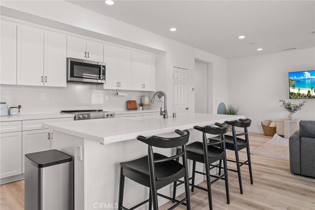 Riverside, CA 92505,4255 Bravado
