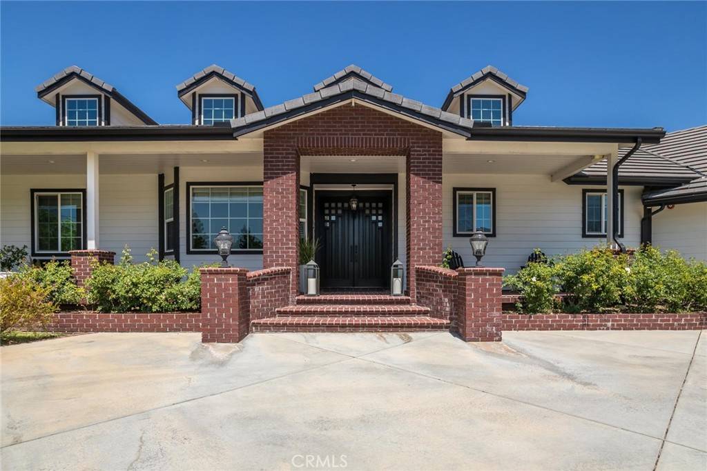 Canyon Country, CA 91387,16261 Pineview Road