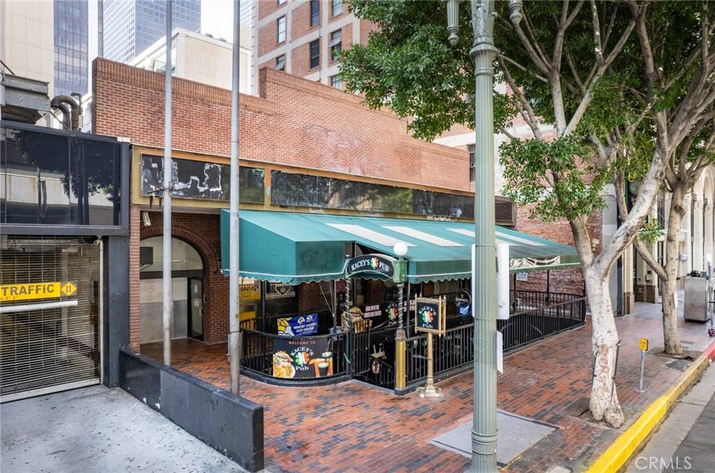 Los Angeles, CA 90017,615 S Grand AVE