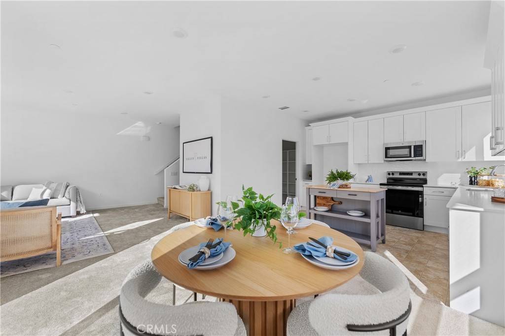 North Hills, CA 91343,9419 1/2 N Sepulveda Blvd. #1
