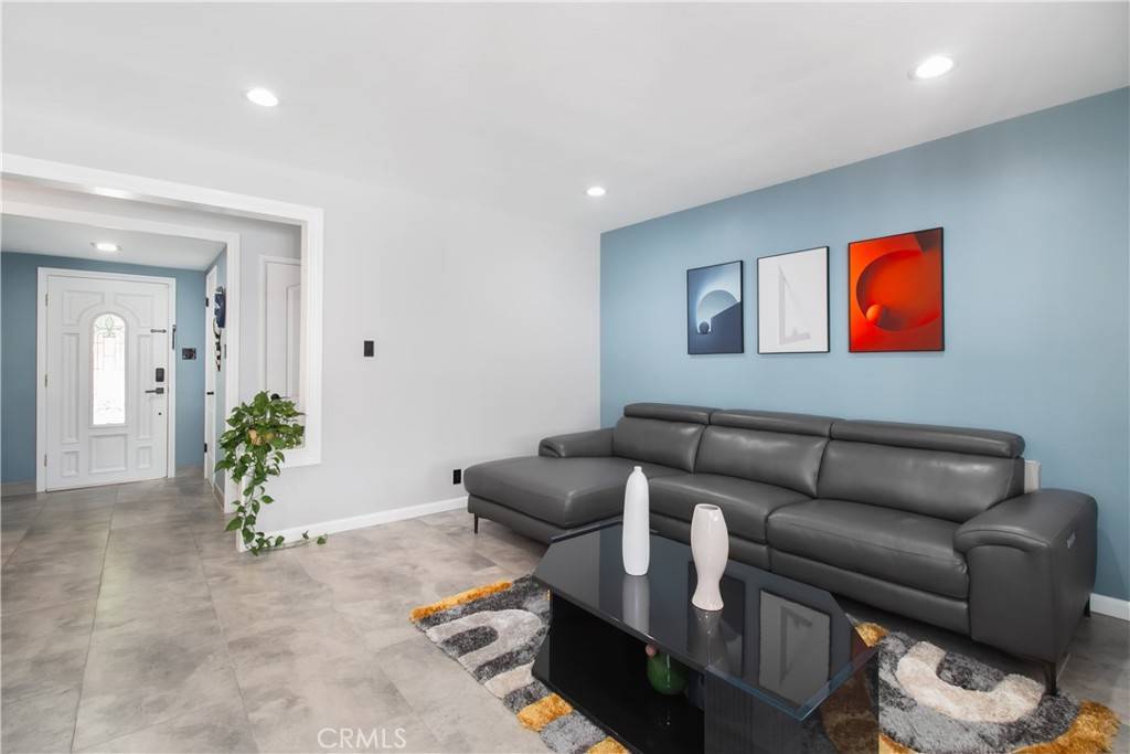 Winnetka, CA 91306,8527 Casaba AVE
