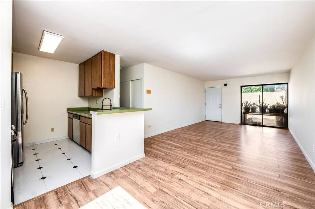 Reseda, CA 91335,17900 Sherman WAY #602