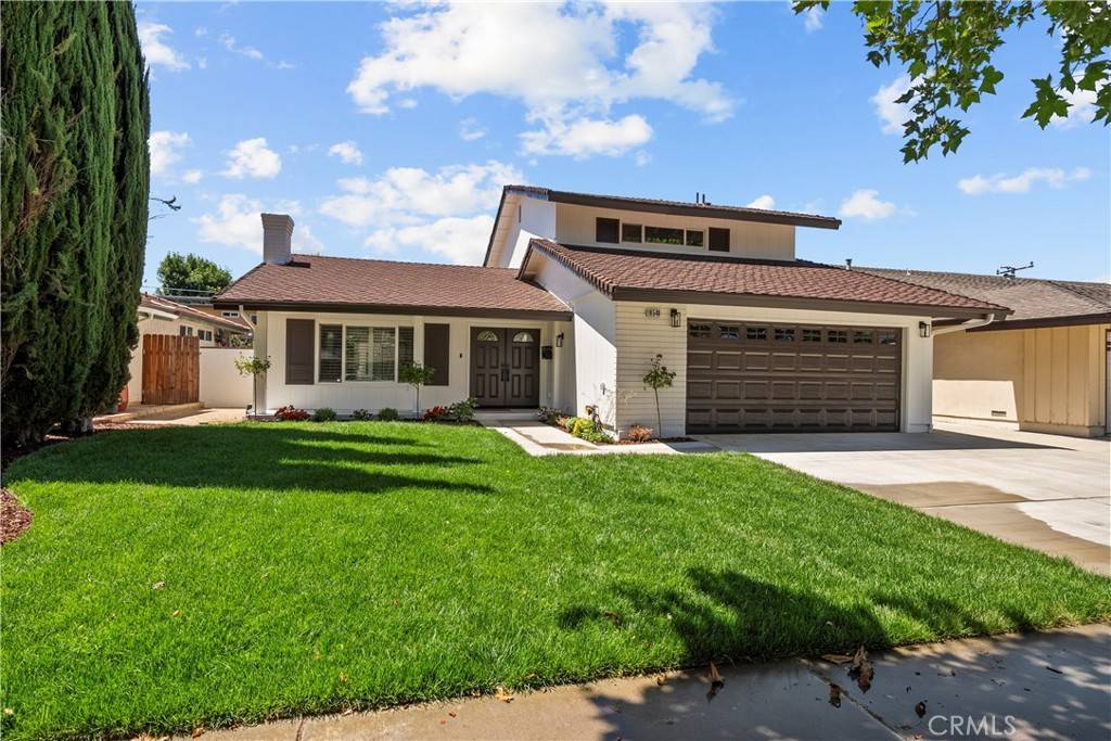 Canyon Country, CA 91351,19548 Cedarcreek ST