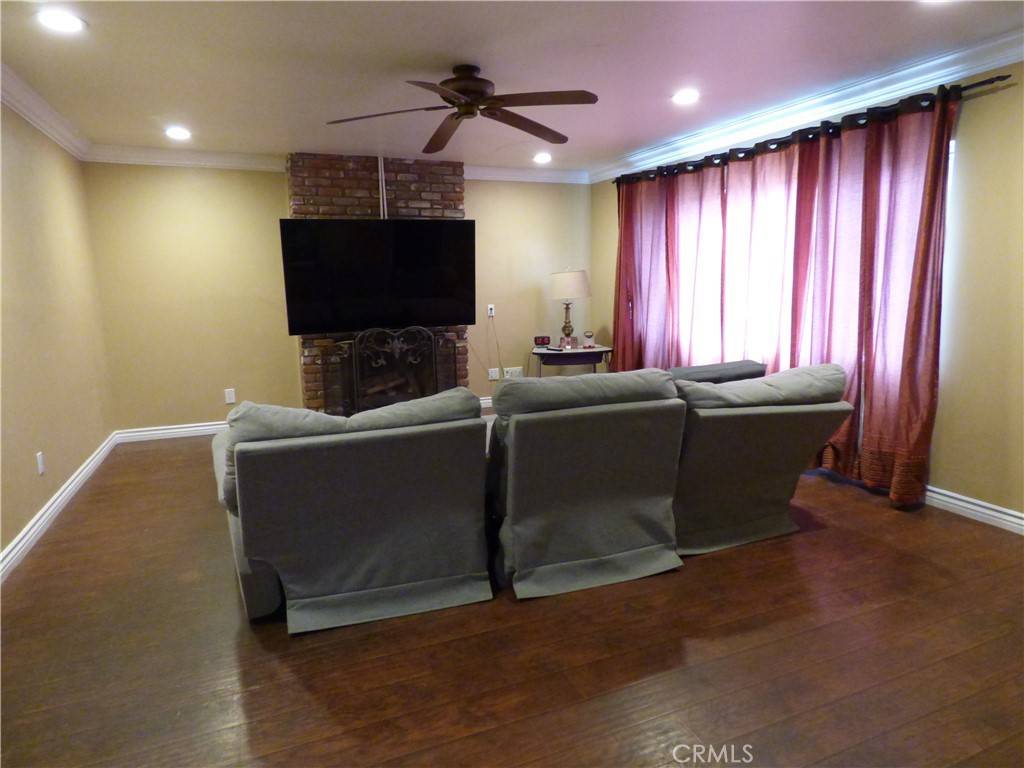 San Pedro, CA 90731,630 W Santa Cruz ST