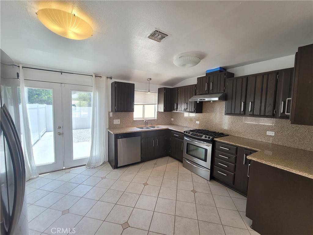Woodland Hills, CA 91364,21912 Celes ST