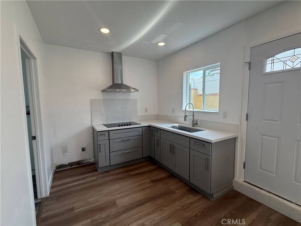 Arleta, CA 91331,13763 W Kagel ST