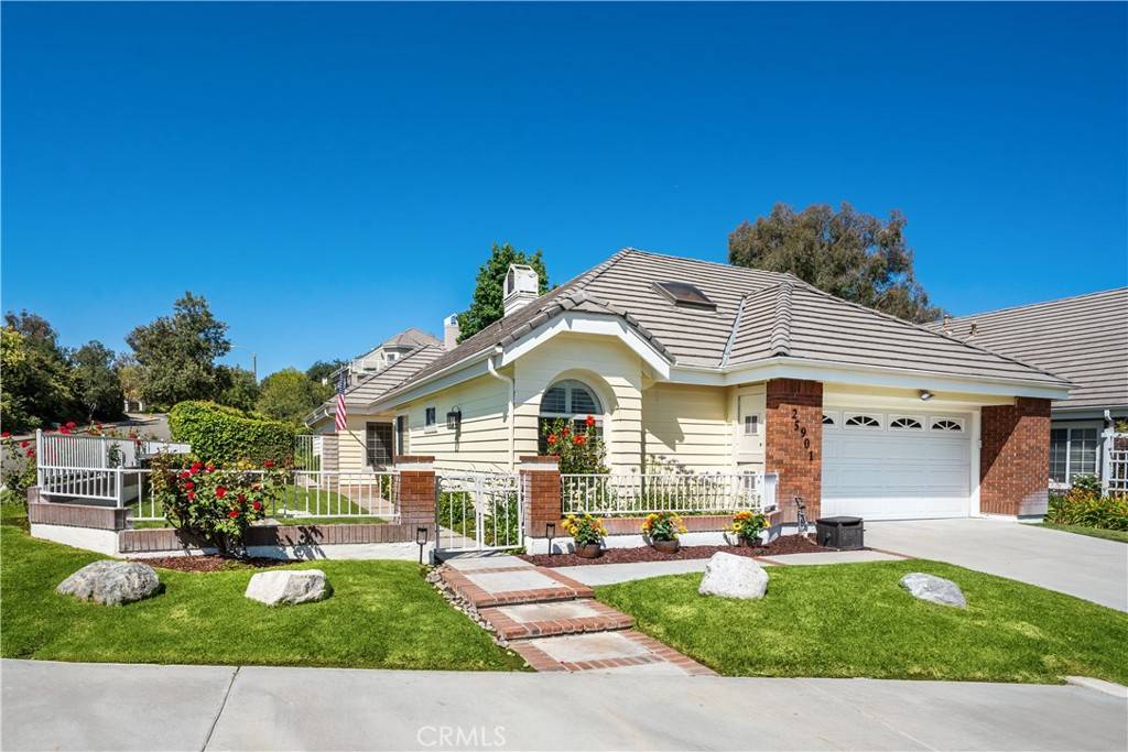 Valencia, CA 91355,25901 Bellis DR