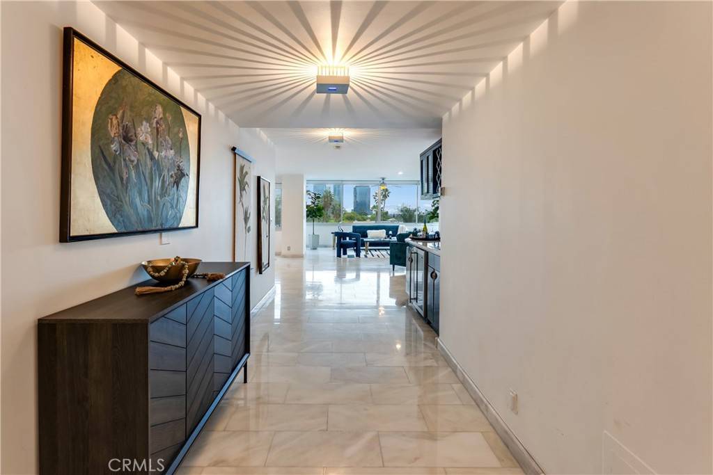 Los Angeles, CA 90024,875 Comstock Avenue #4D