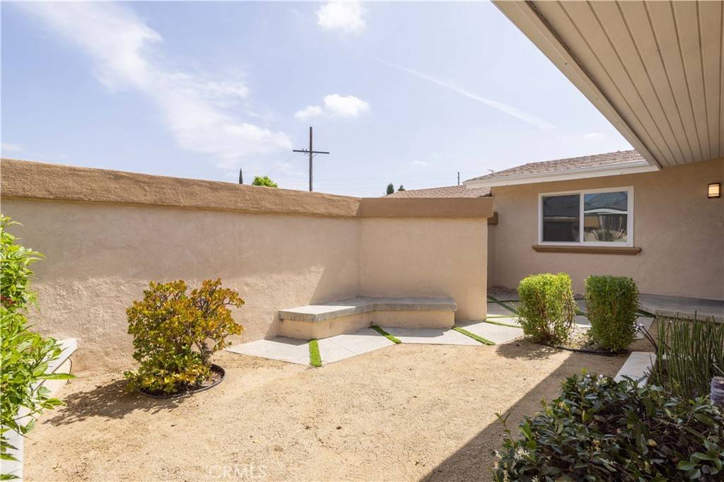 San Fernando, CA 91345,14700 Clymer ST