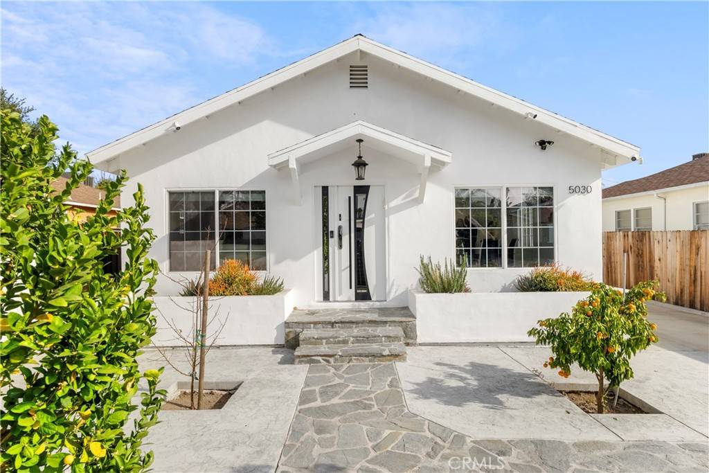 Encino, CA 91316,5030 Newcastle AVE