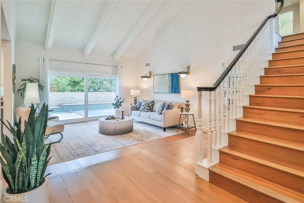 Westlake Village, CA 91361,2058 Lindengrove ST