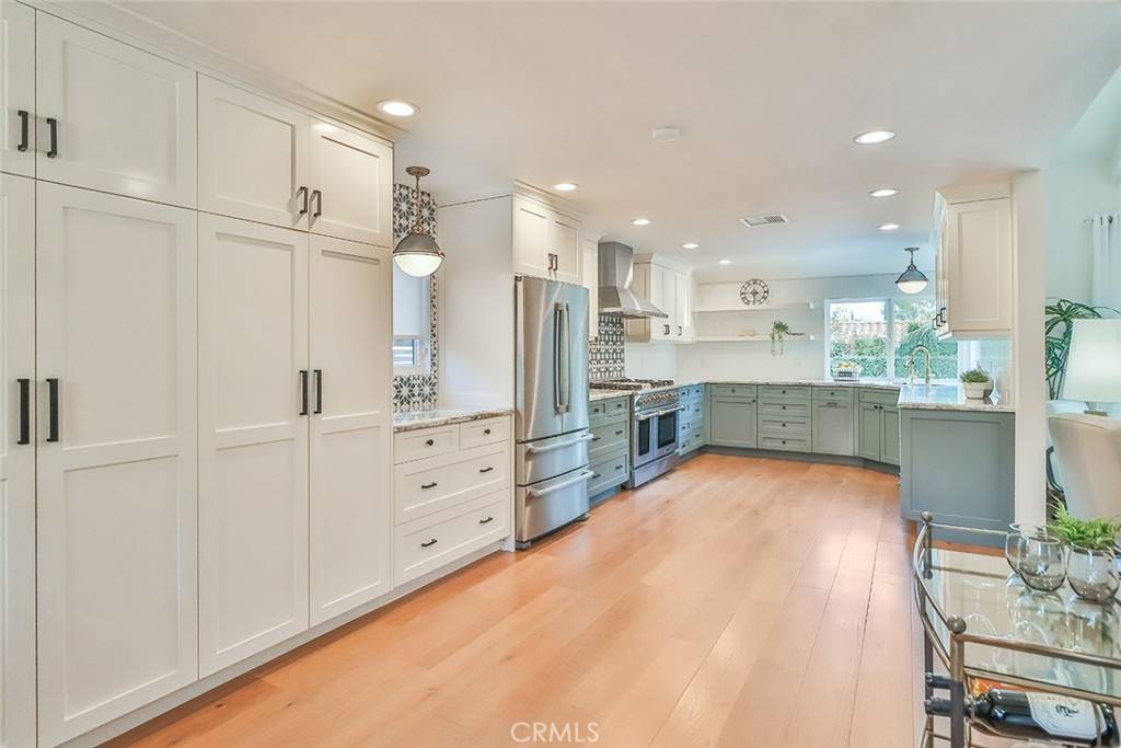 Westlake Village, CA 91361,2058 Lindengrove ST