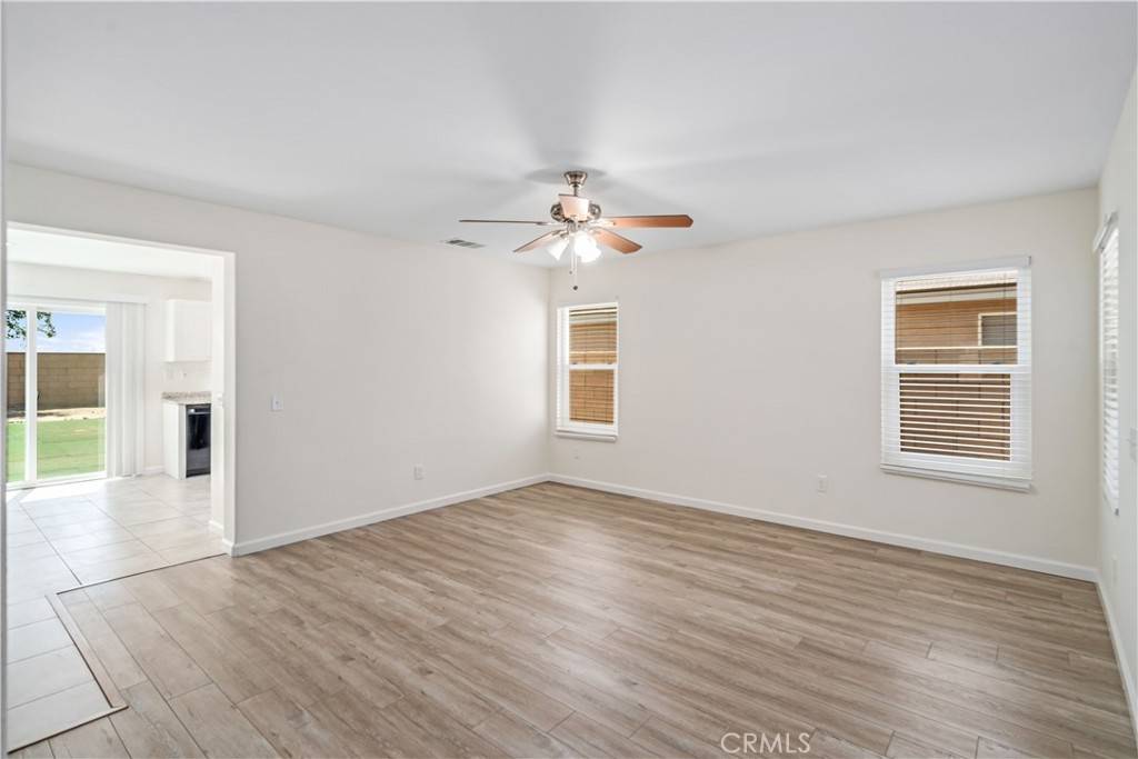 Lancaster, CA 93535,45722 Palm LN