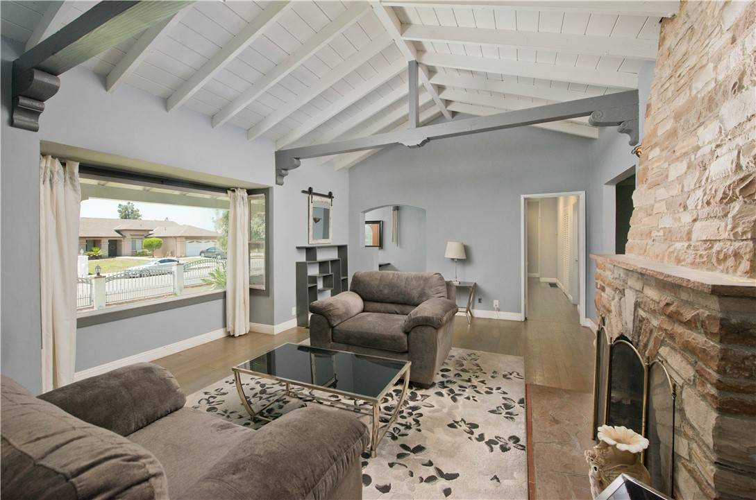 Sylmar, CA 91342,13520 Fenton AVE