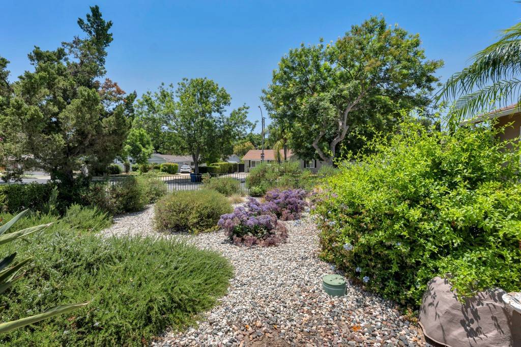 West Hills, CA 91307,24153 Lemay ST