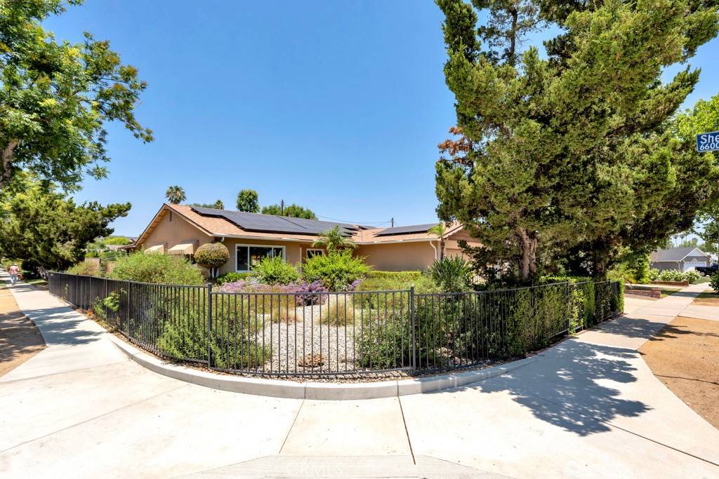 West Hills, CA 91307,24153 Lemay ST