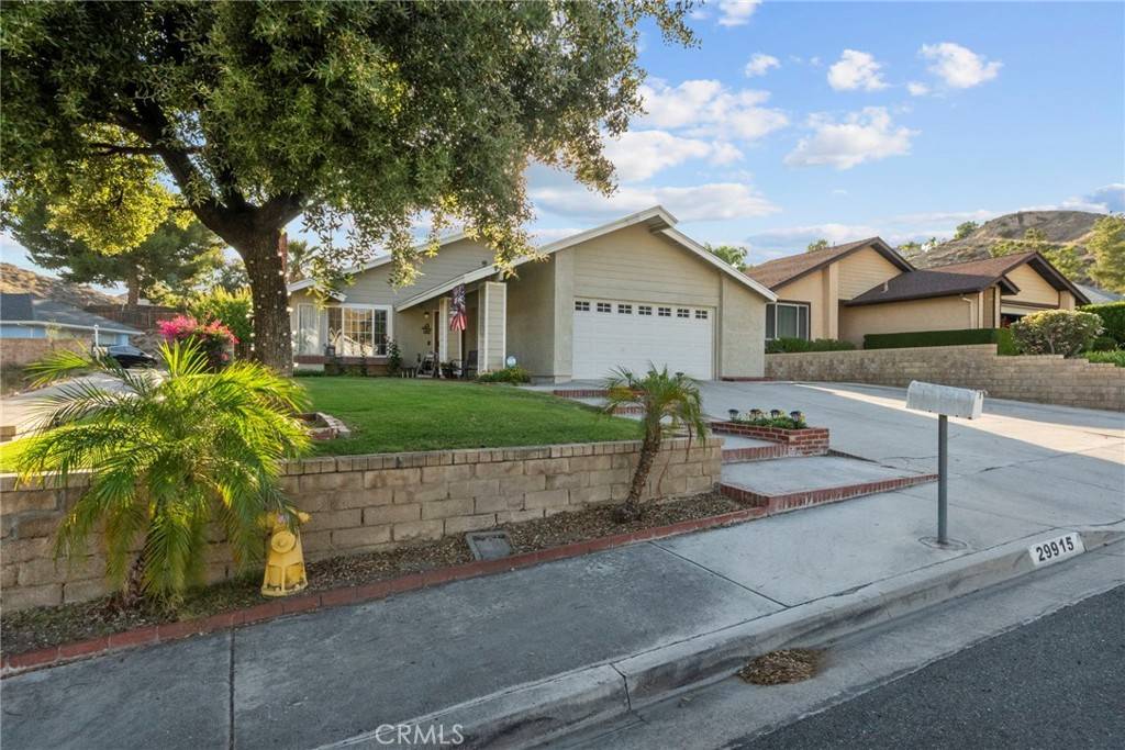 Canyon Country, CA 91387,29915 Violet Hills DR