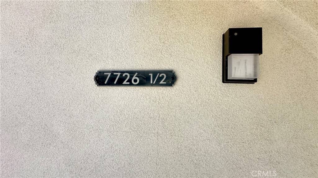 North Hollywood, CA 91605,7726 1/2 Laurel Canyon BLVD