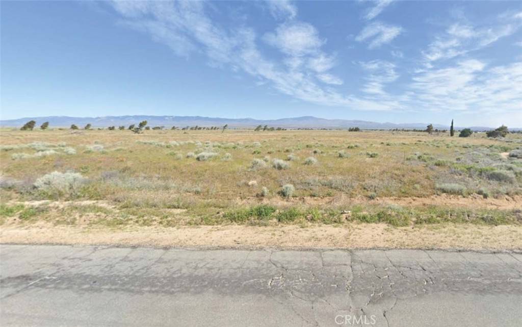 Lancaster, CA 93536,18741 Avenue F-8