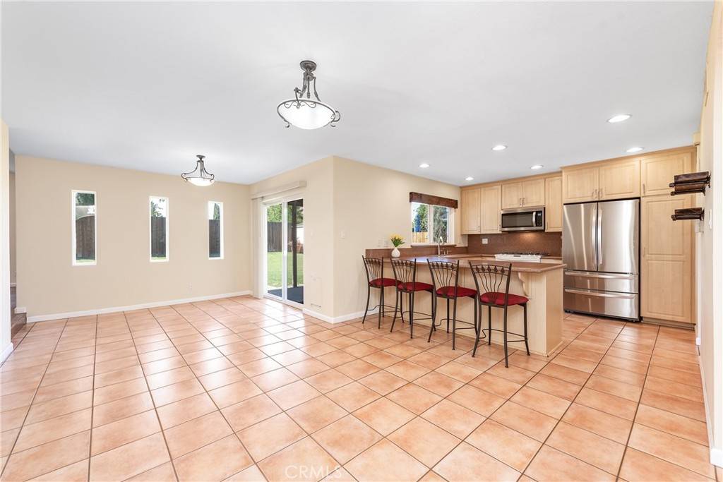 Simi Valley, CA 93063,1615 Barnes ST