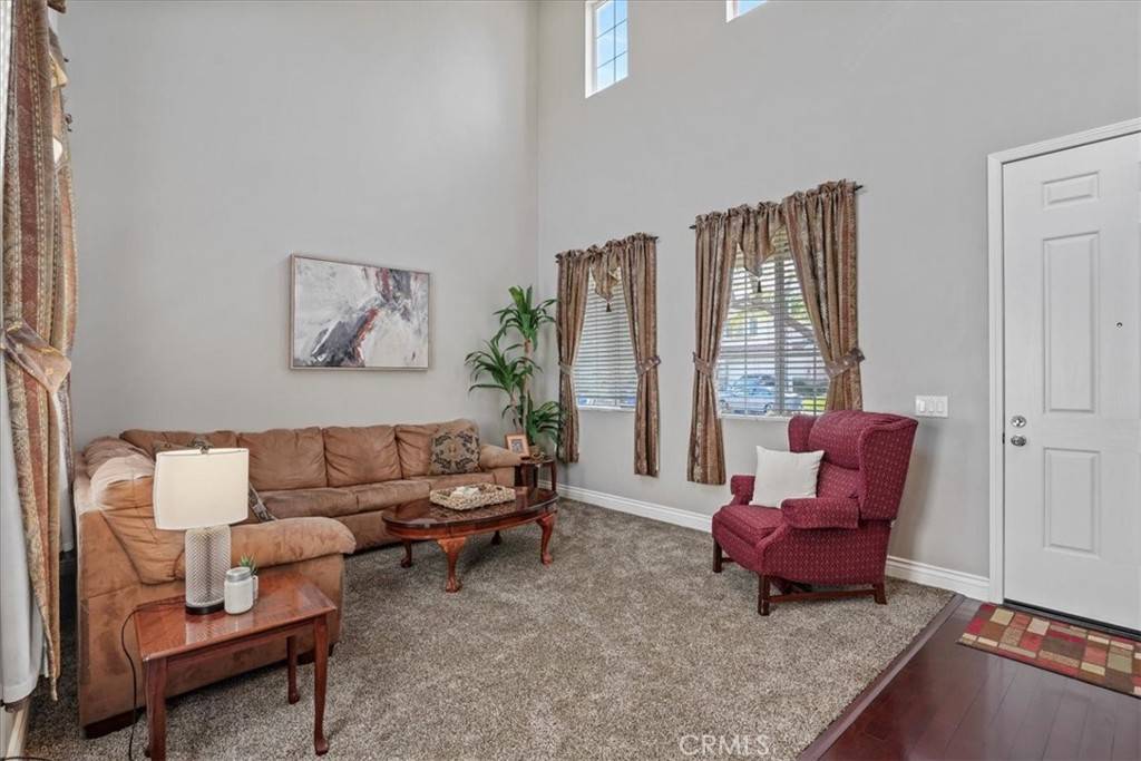Castaic, CA 91384,30336 Barcelona RD