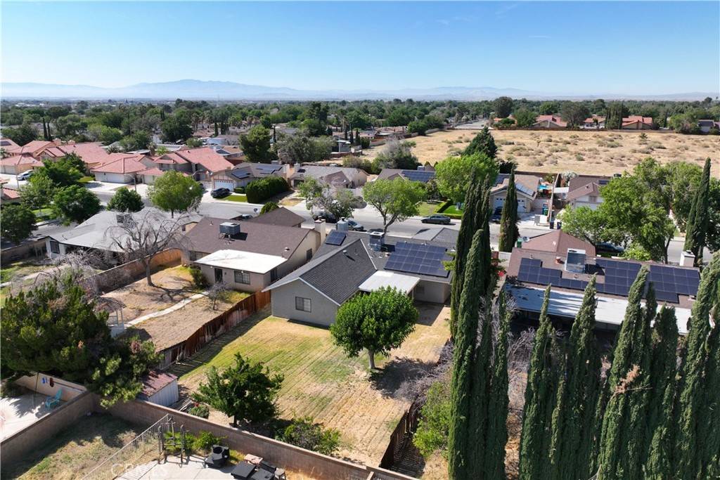 Lancaster, CA 93535,514 E Avenue J9