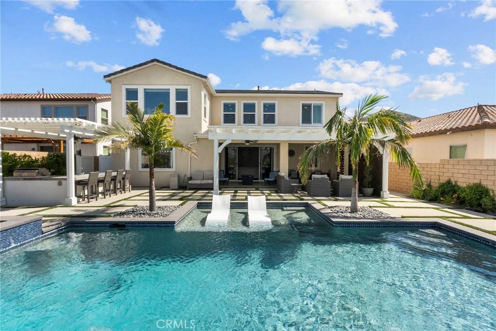Canyon Country, CA 91387,18689 Big Cedar DR