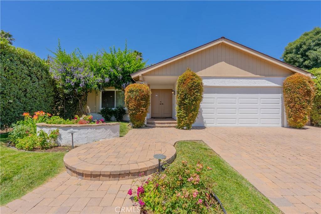 Reseda, CA 91335,7215 Enfield AVE