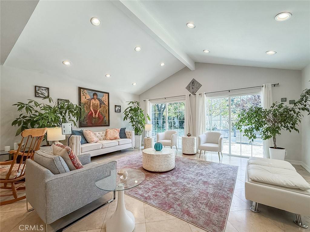 Woodland Hills, CA 91367,24017 Sylvan ST