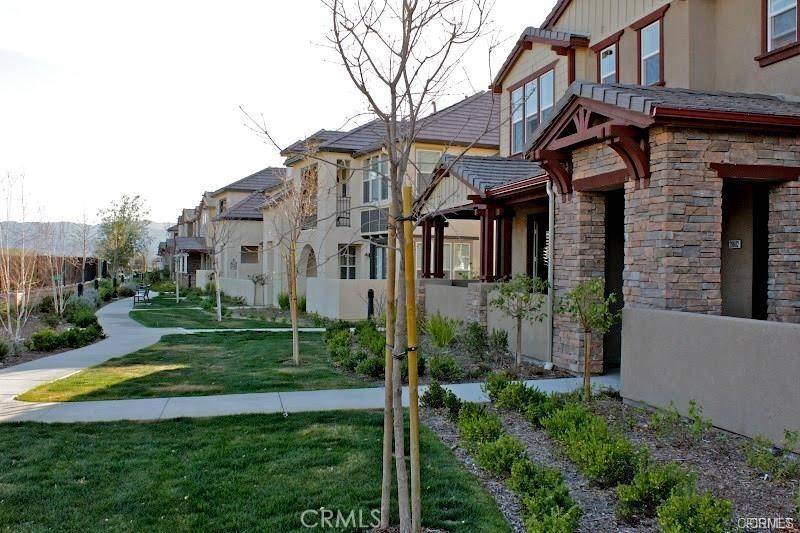 Valencia, CA 91354,28632 N Pietro DR
