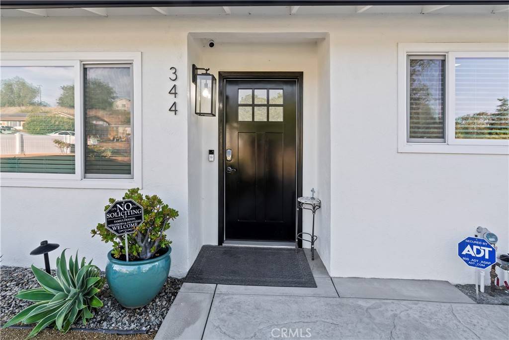 Thousand Oaks, CA 91360,344 Calle Jazmin