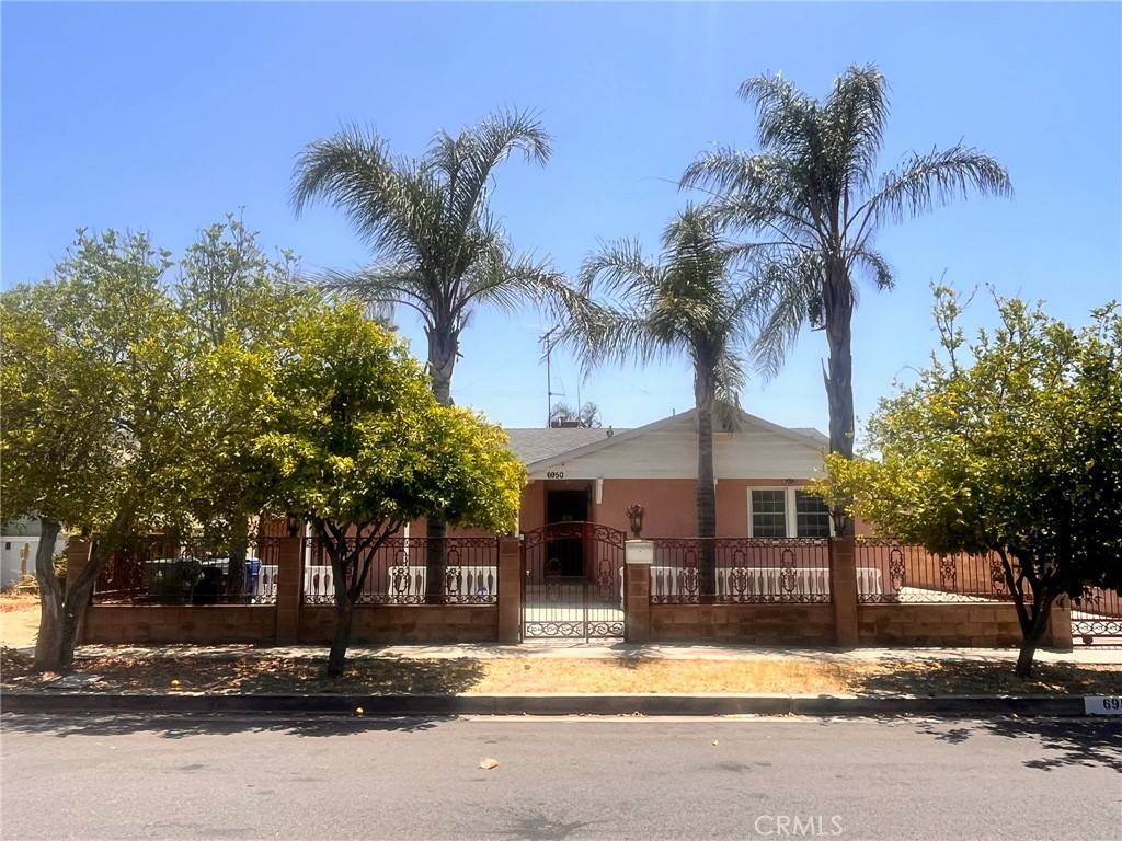North Hollywood, CA 91605,6950 Babcock AVE