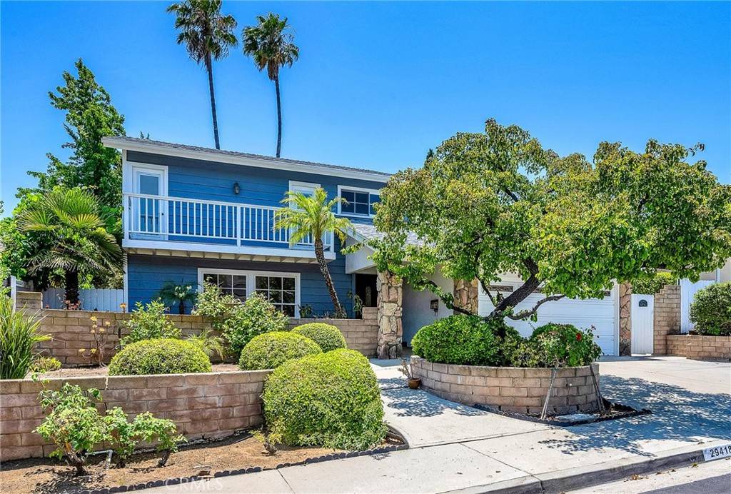 Agoura Hills, CA 91301,29418 Greengrass CT