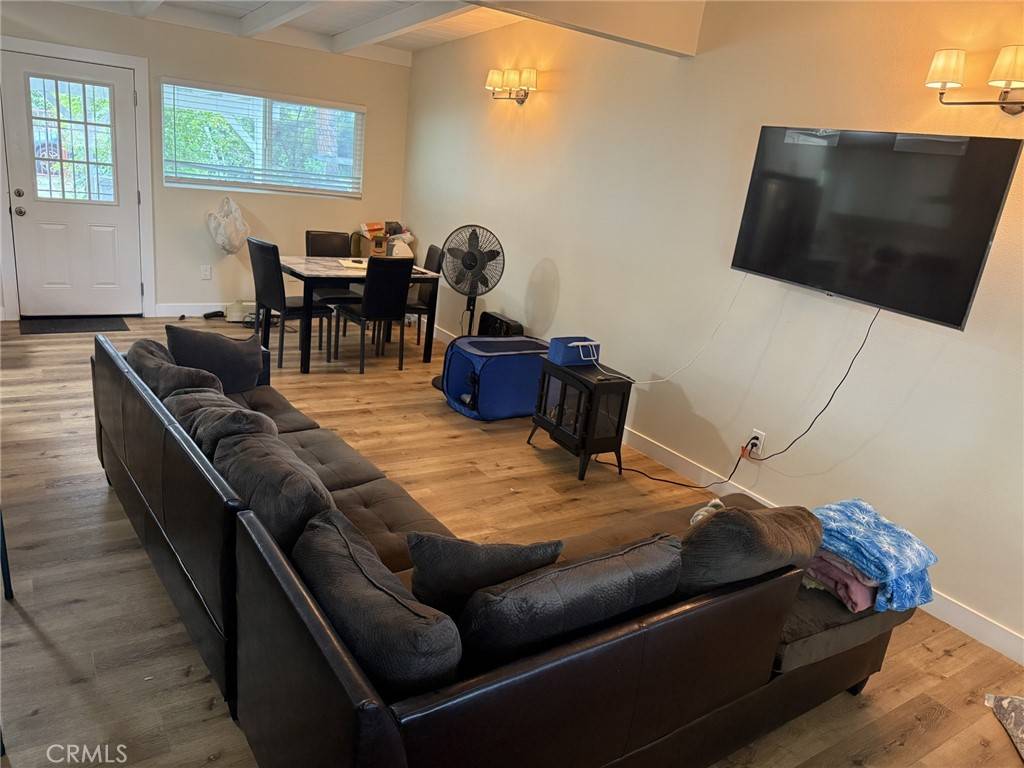 Pacoima, CA 91331,13778 Desmond ST