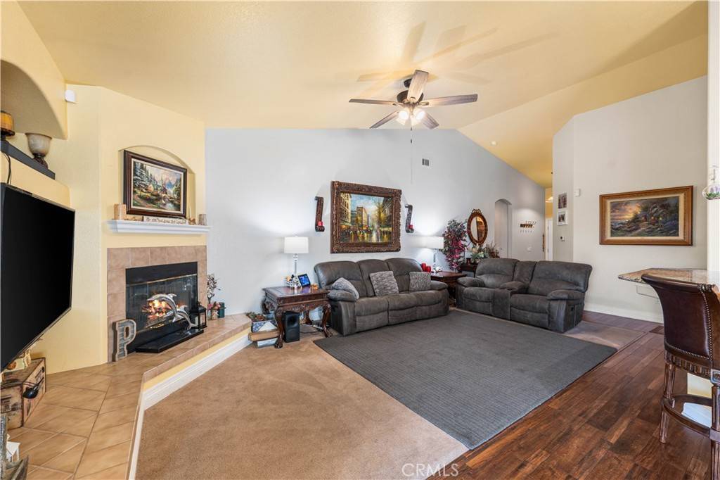Lancaster, CA 93536,2039 W Avenue J7