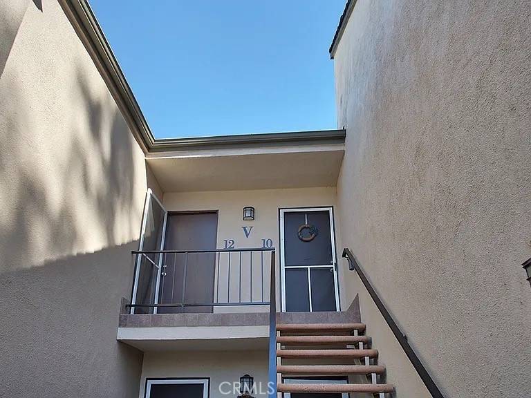 Valencia, CA 91355,24431 Trevino DR #V10