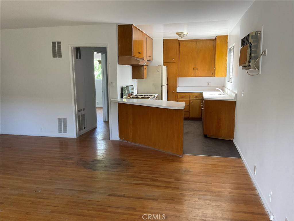 North Hollywood, CA 91606,6259 Coldwater Canyon AVE #13