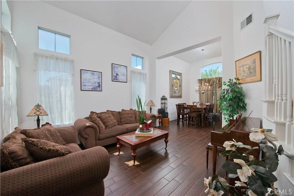 Canyon Country, CA 91387,14238 Arches LN